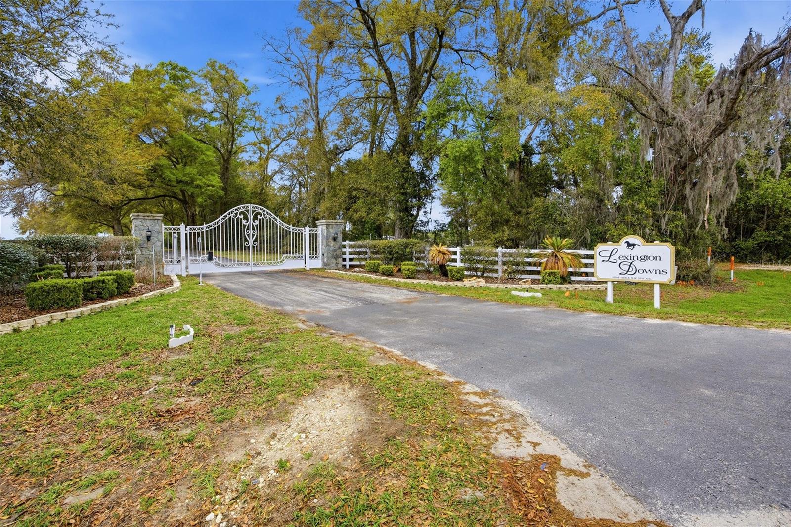 Image 63 of 100 For 10532 27th Avenue