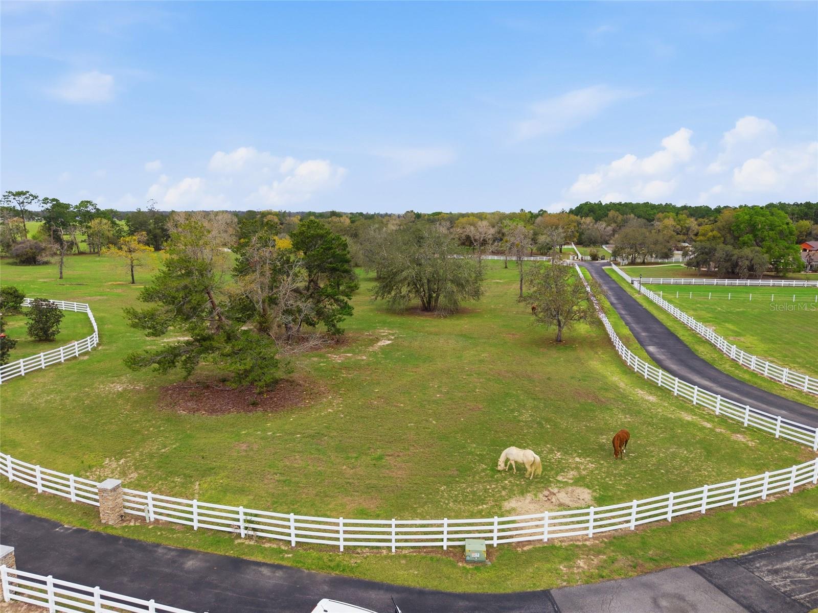 Image 86 of 100 For 10532 27th Avenue