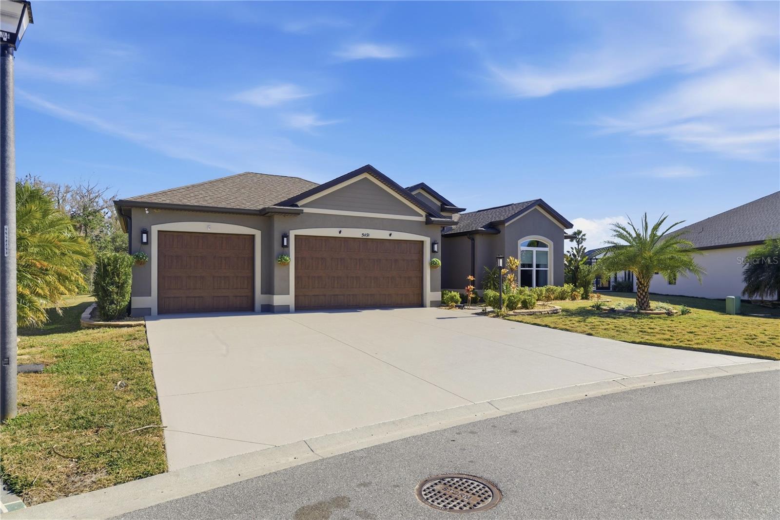 Image 3 of 59 For 5491 Dray Drive