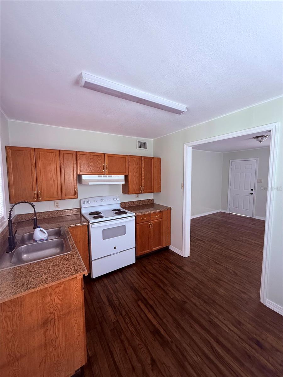 Image 22 of 35 For 19421,19425 Fort Dade Avenue