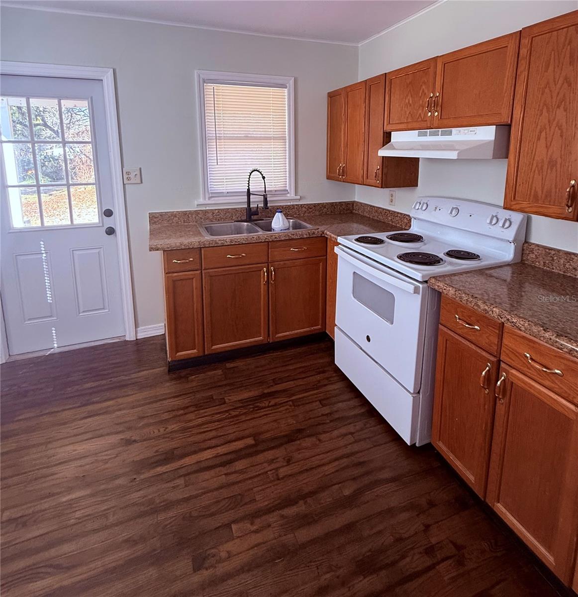 Image 23 of 35 For 19421,19425 Fort Dade Avenue