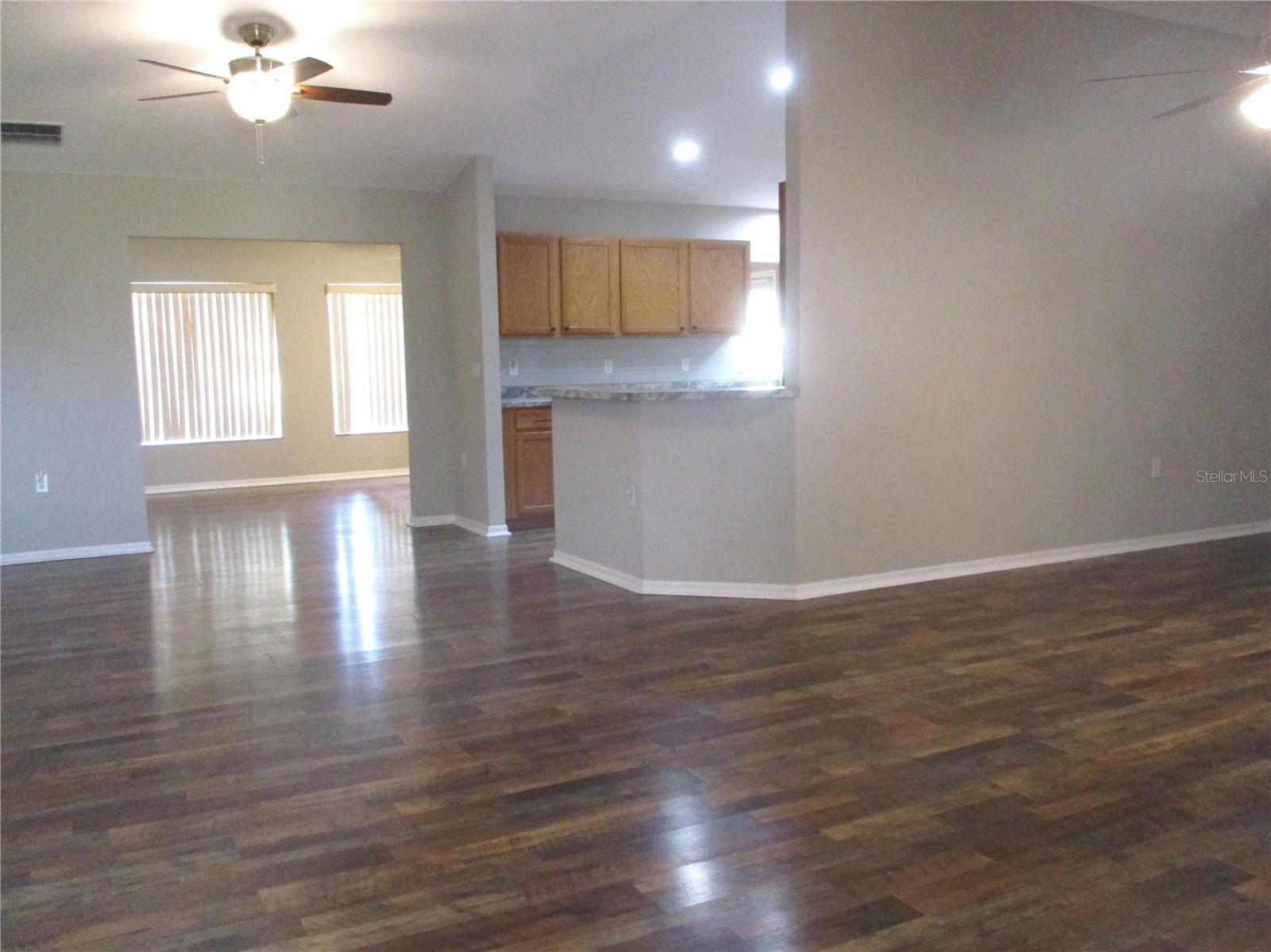 Image 10 of 75 For 11536 140th Loop