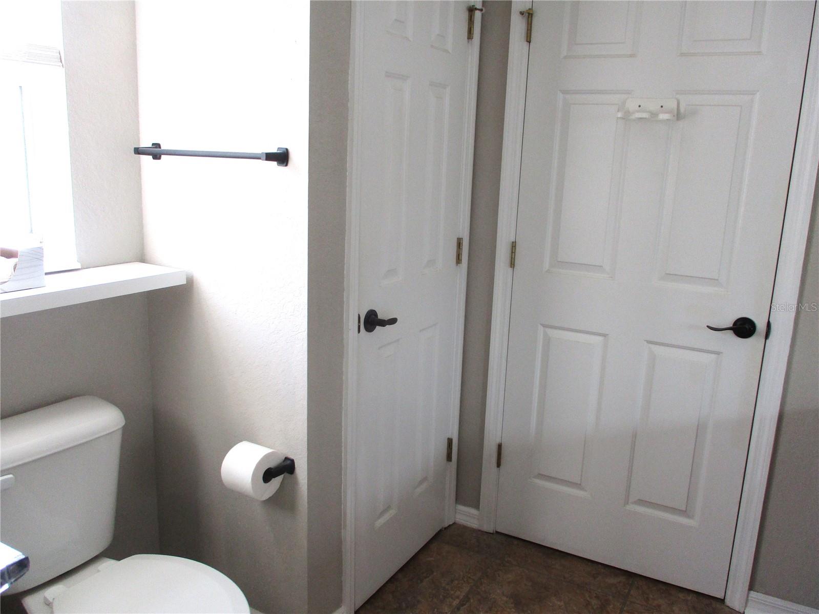 Image 24 of 75 For 11536 140th Loop