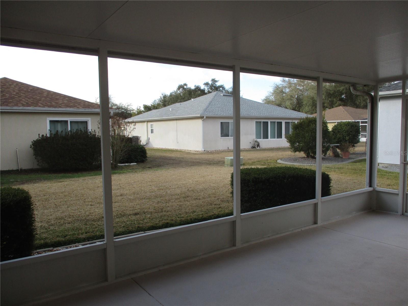 Image 35 of 75 For 11536 140th Loop