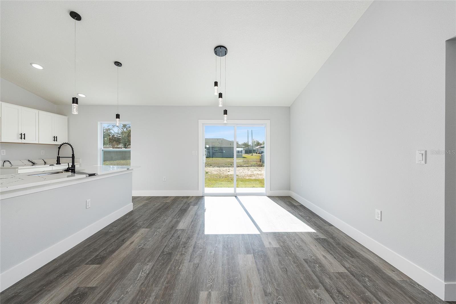 Image 17 of 27 For 24303 Sailboat Drive