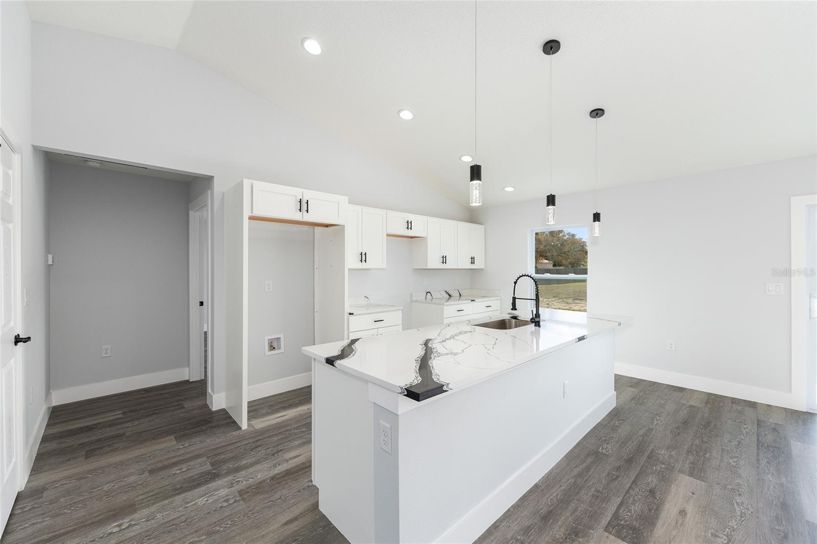 Image 22 of 27 For 24303 Sailboat Drive