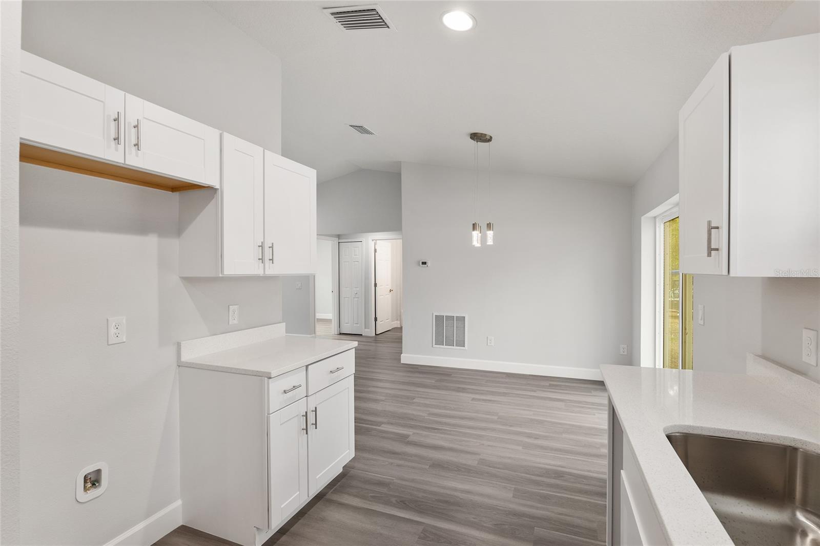 Image 24 of 52 For 24035 Amberjack Avenue