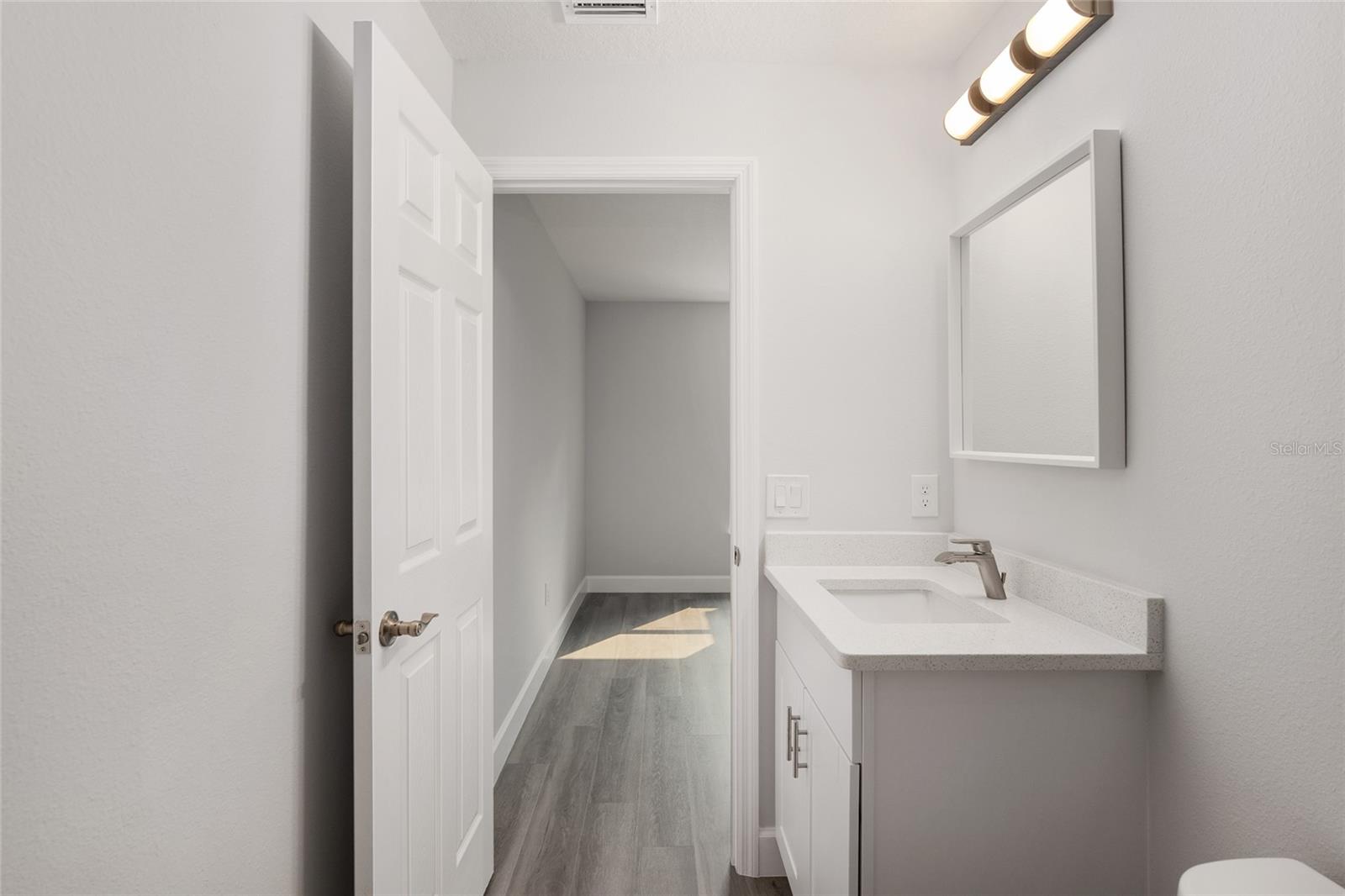 Image 31 of 52 For 24035 Amberjack Avenue