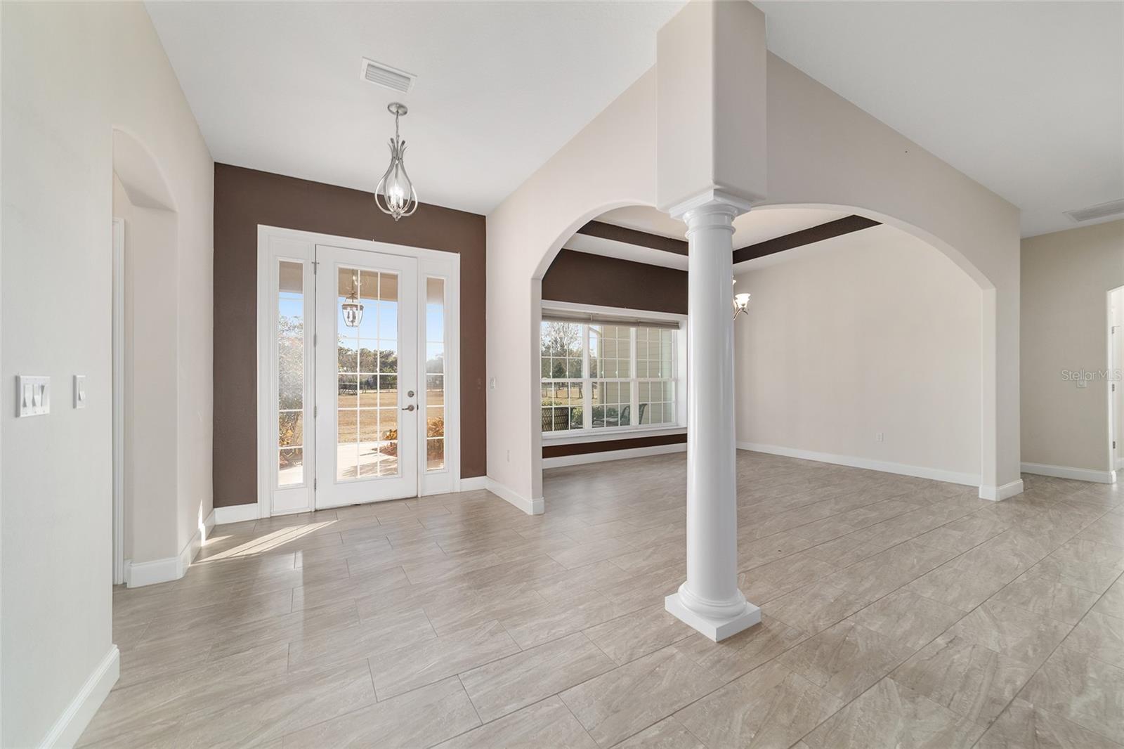 Image 10 of 97 For 465 155th Street Road