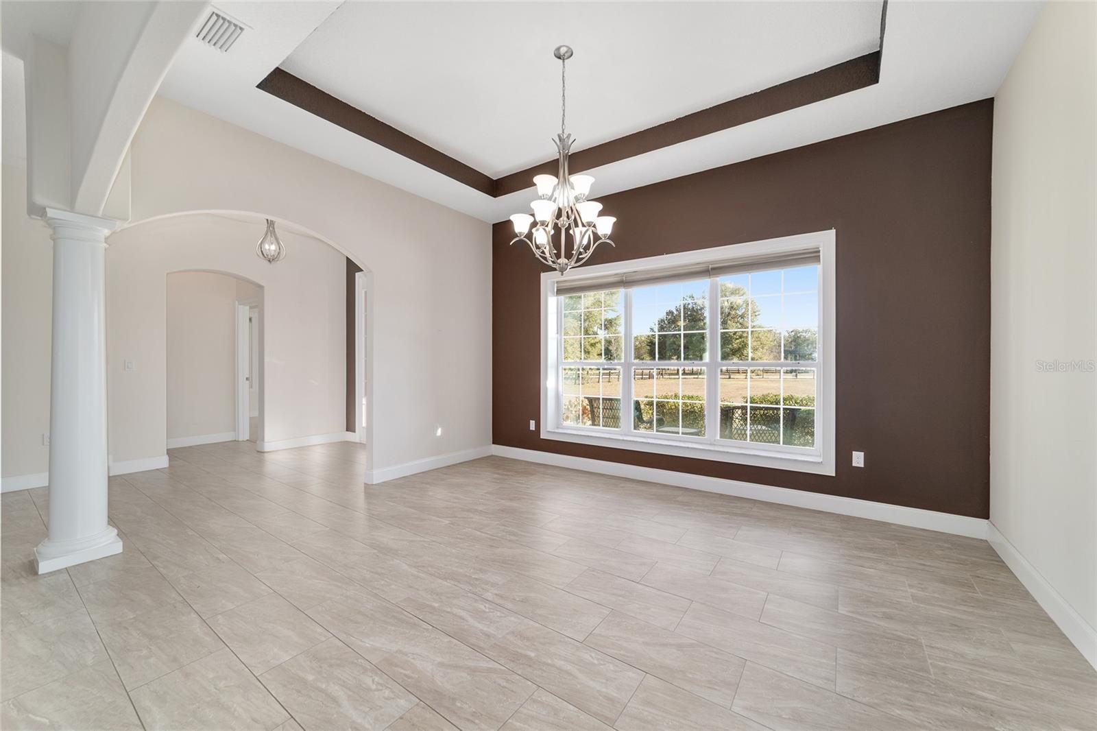 Image 17 of 97 For 465 155th Street Road