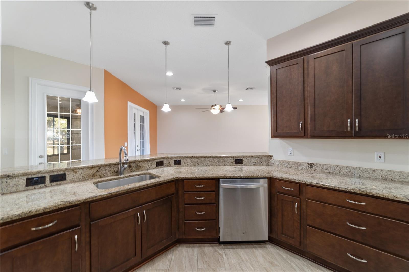 Image 23 of 97 For 465 155th Street Road