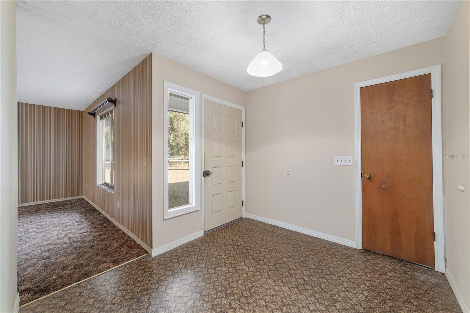 Image 60 of 97 For 465 155th Street Road