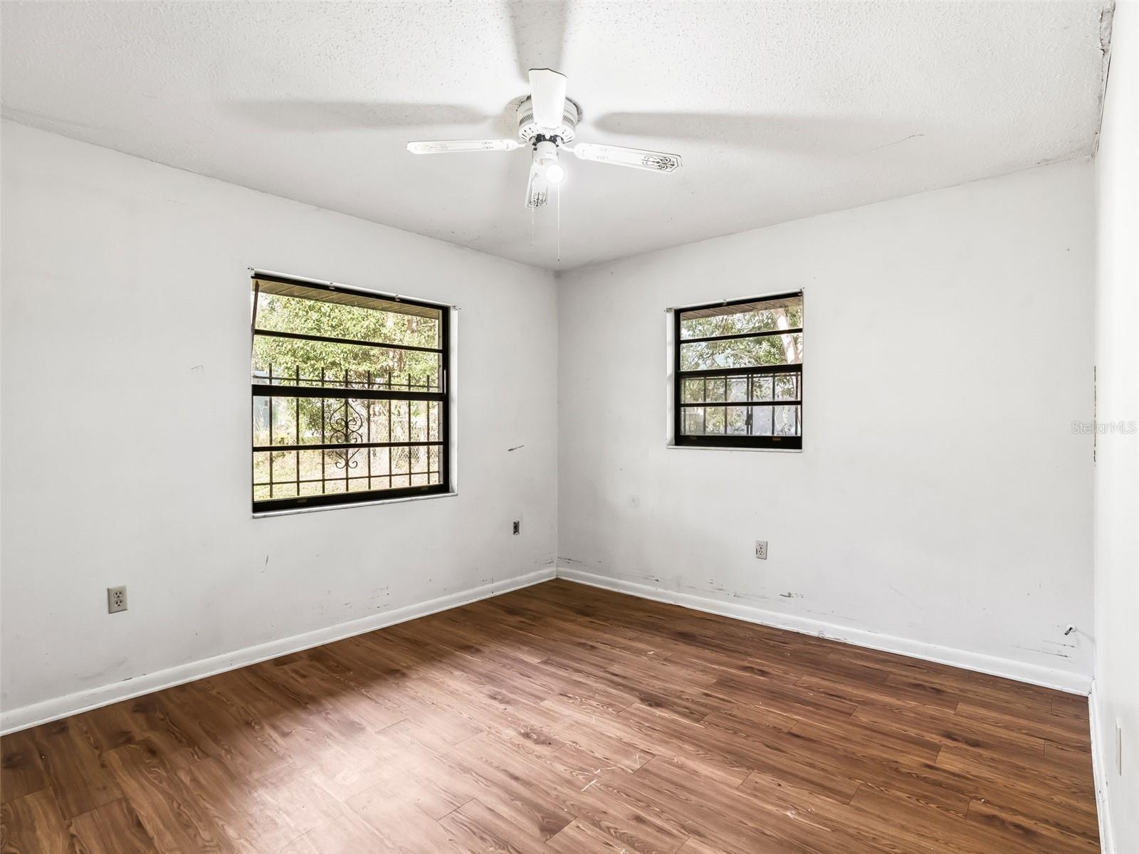 Image 19 of 42 For 803 9th Avenue