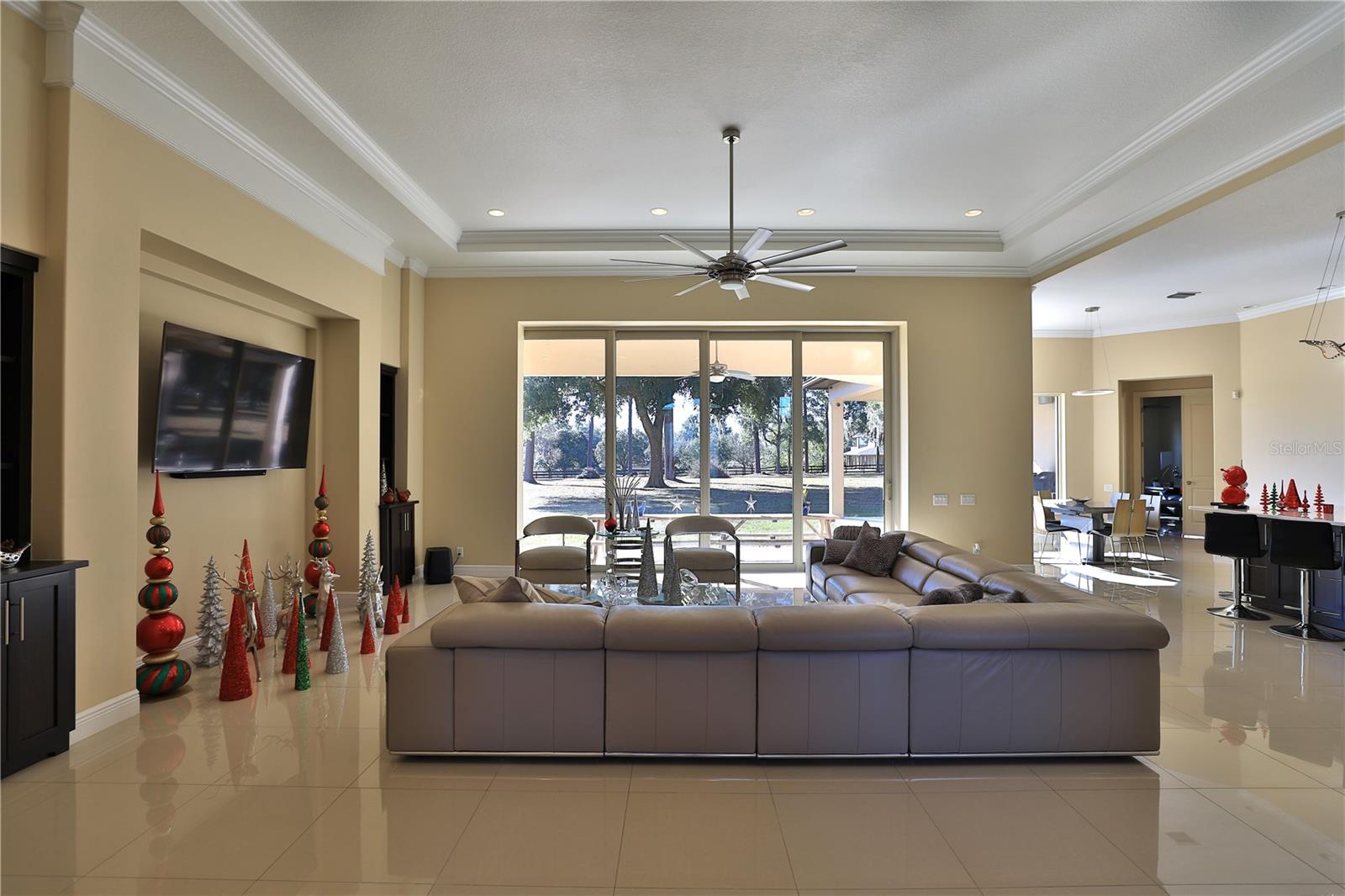 Image 8 of 32 For 1145 63rd Court