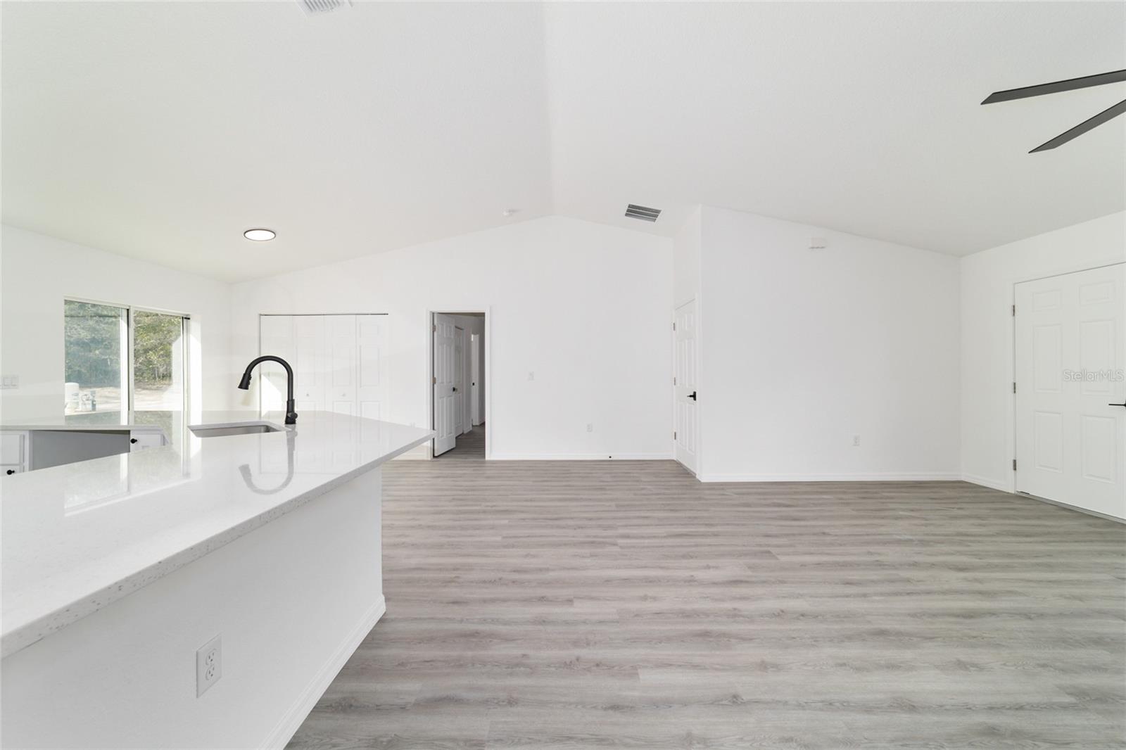 Image 15 of 37 For 1922 Little Cliffs Drive