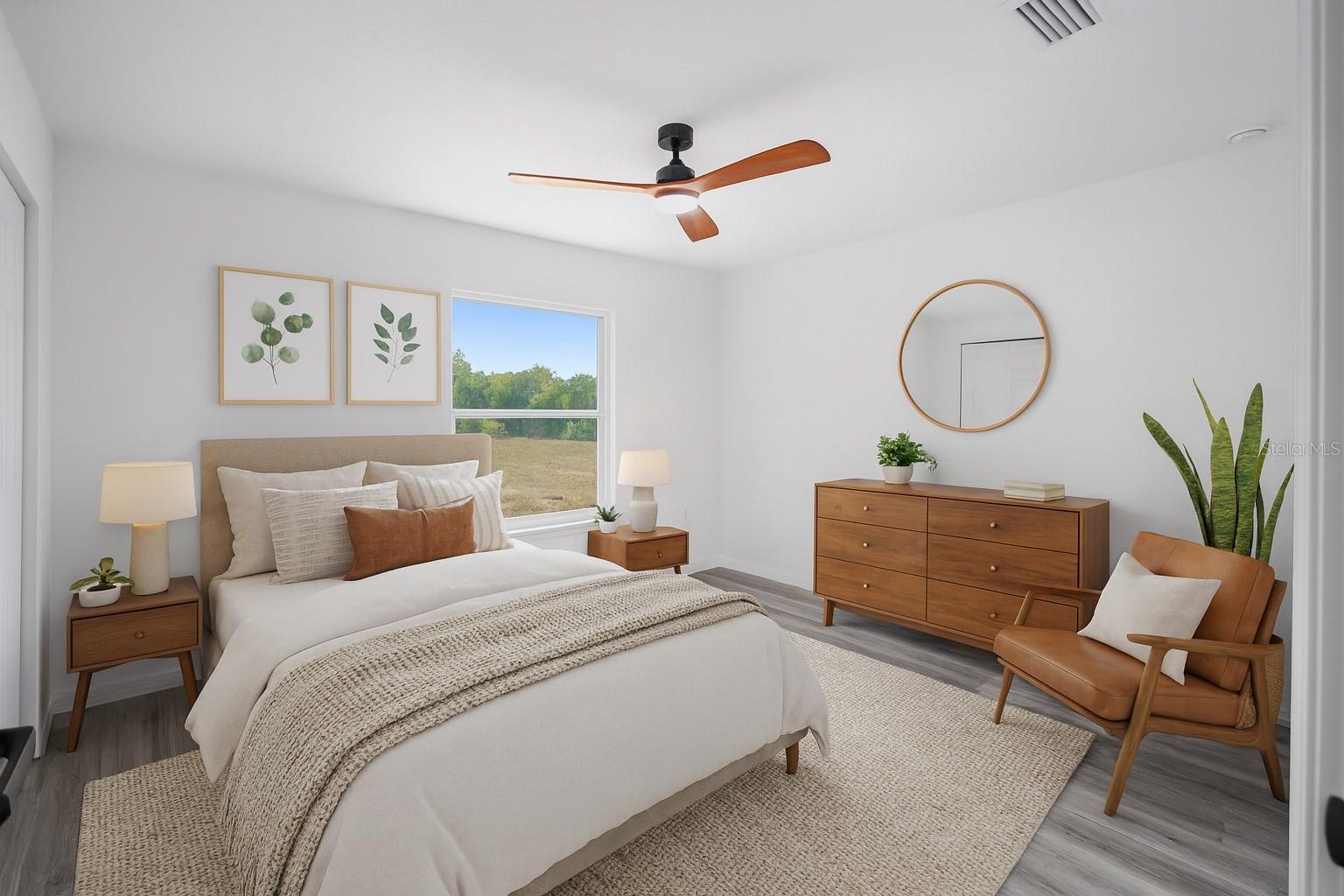 Image 3 of 37 For 1922 Little Cliffs Drive