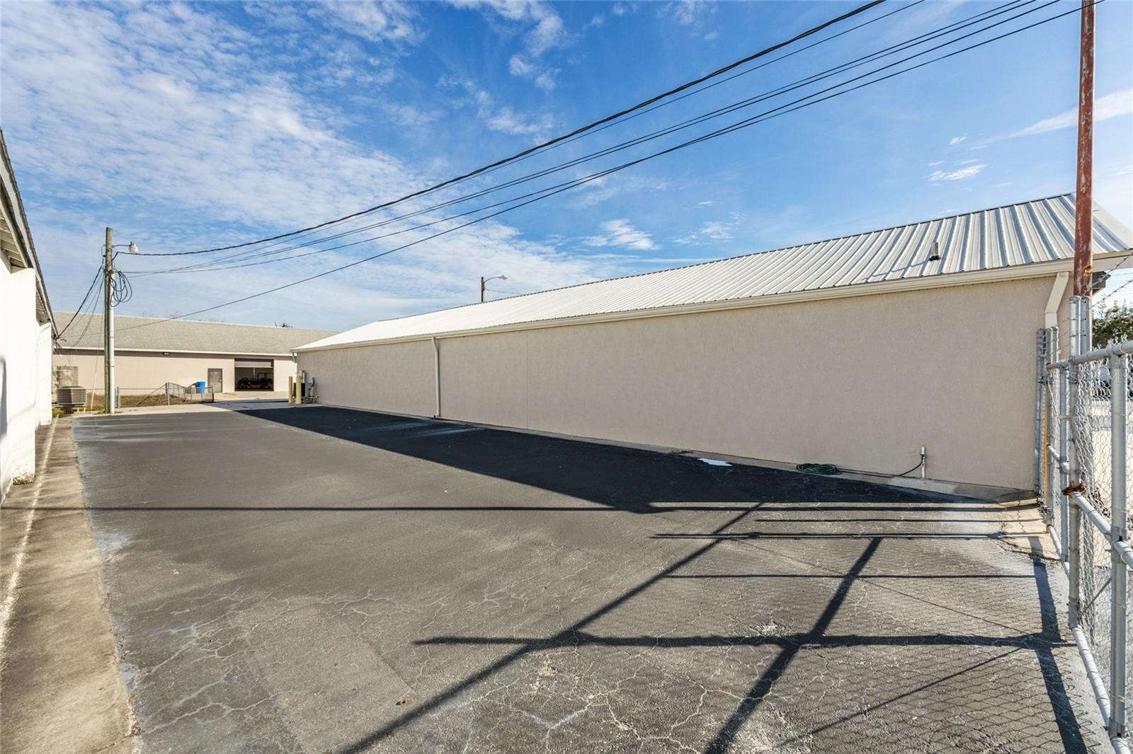 Image 12 of 44 For 818 North Magnolia Ave