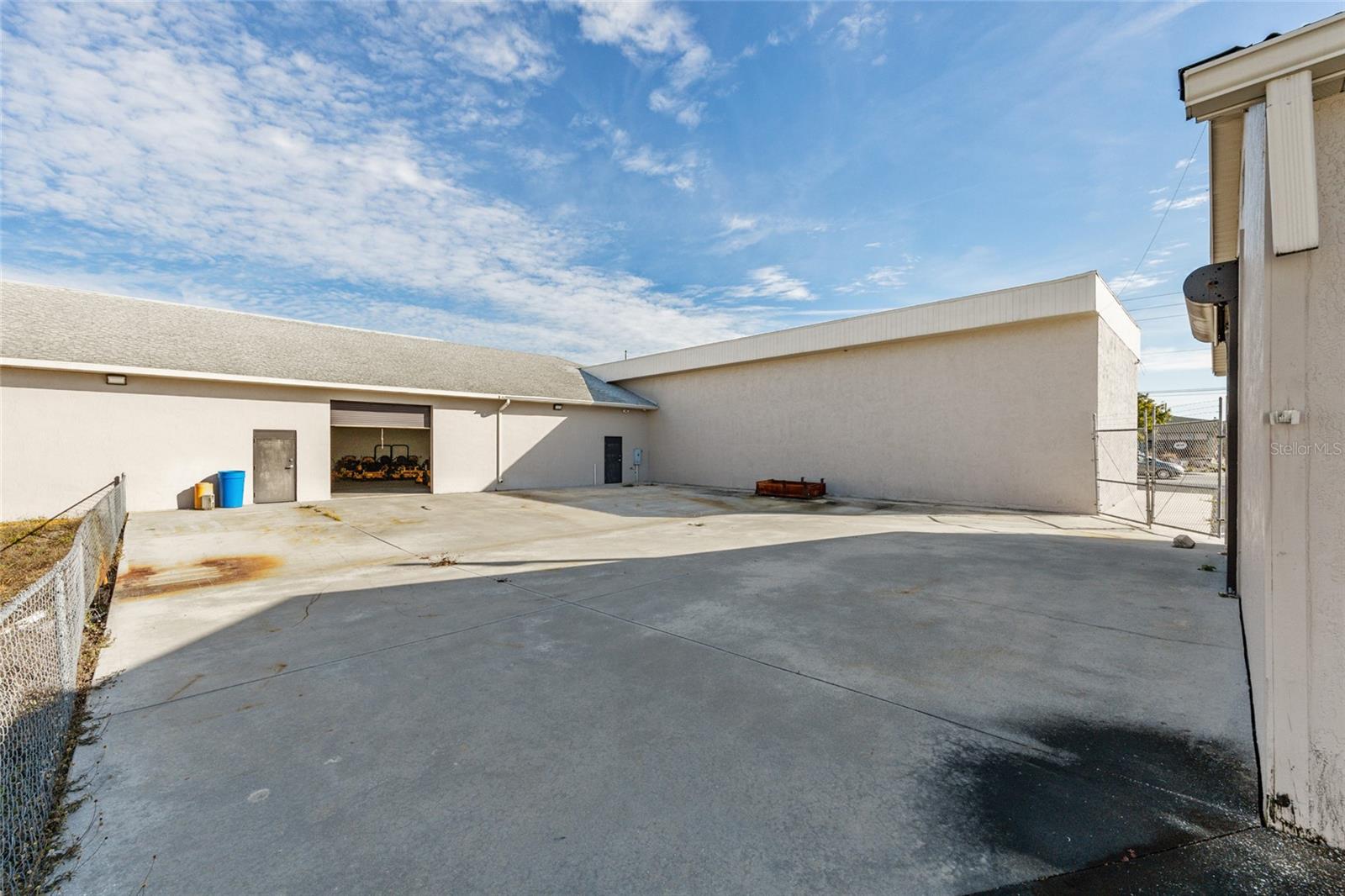 Image 13 of 44 For 818 North Magnolia Ave