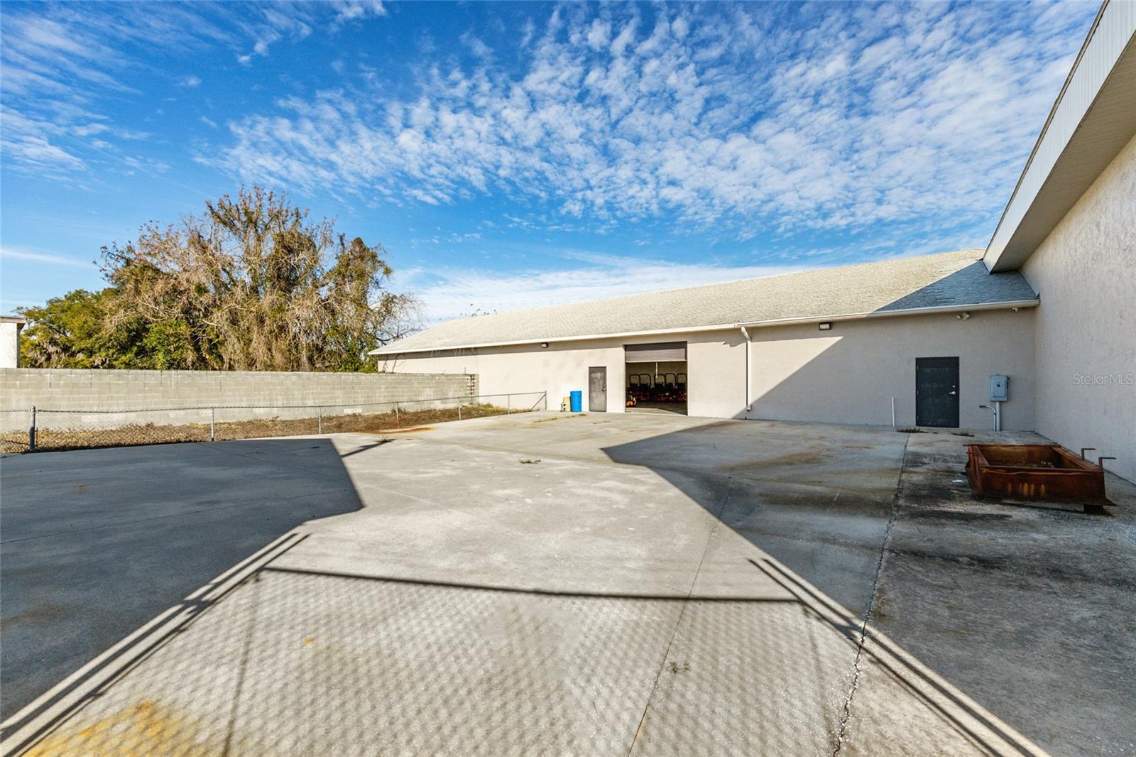 Image 14 of 44 For 818 North Magnolia Ave