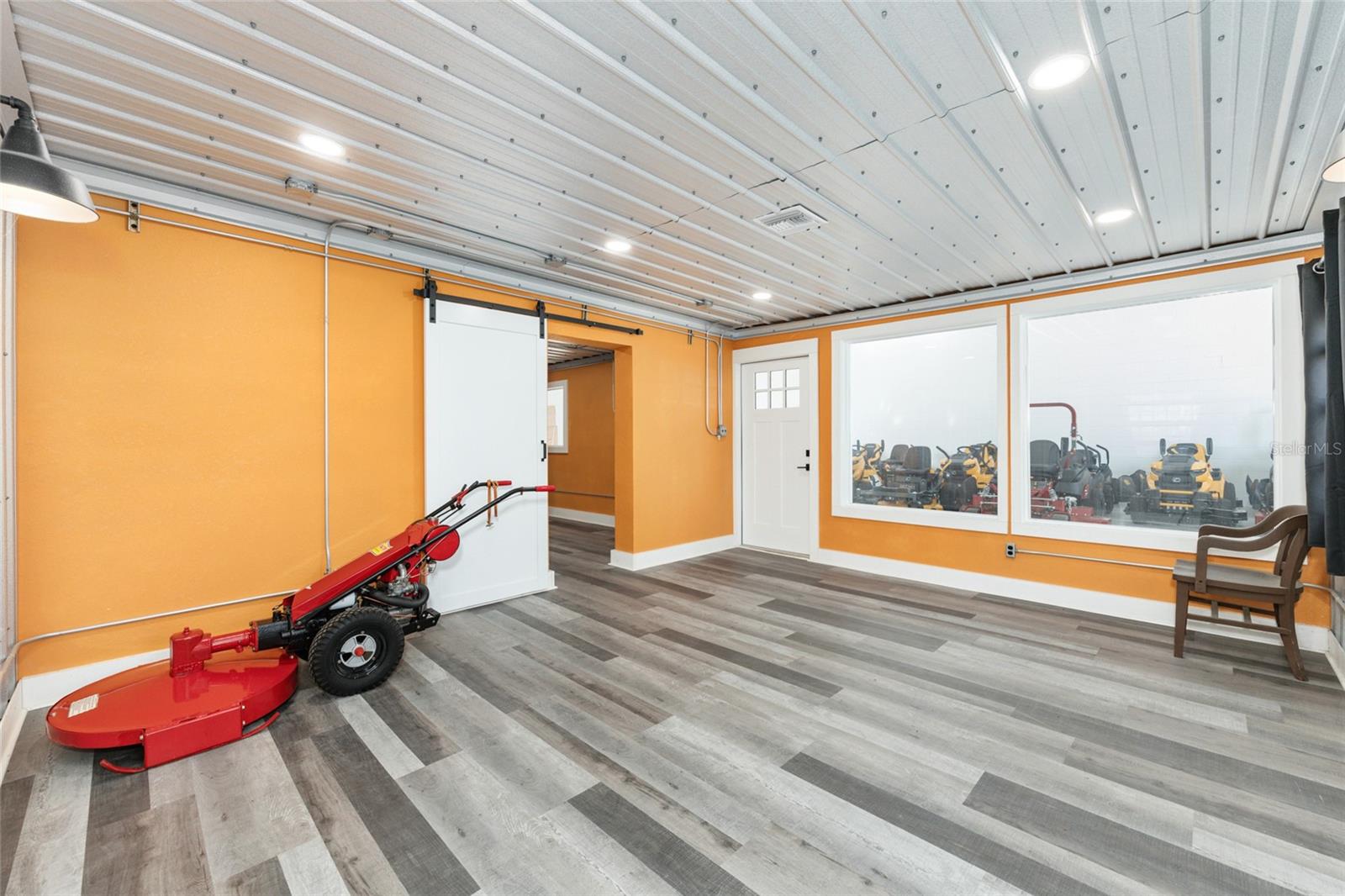 Image 17 of 44 For 818 North Magnolia Ave