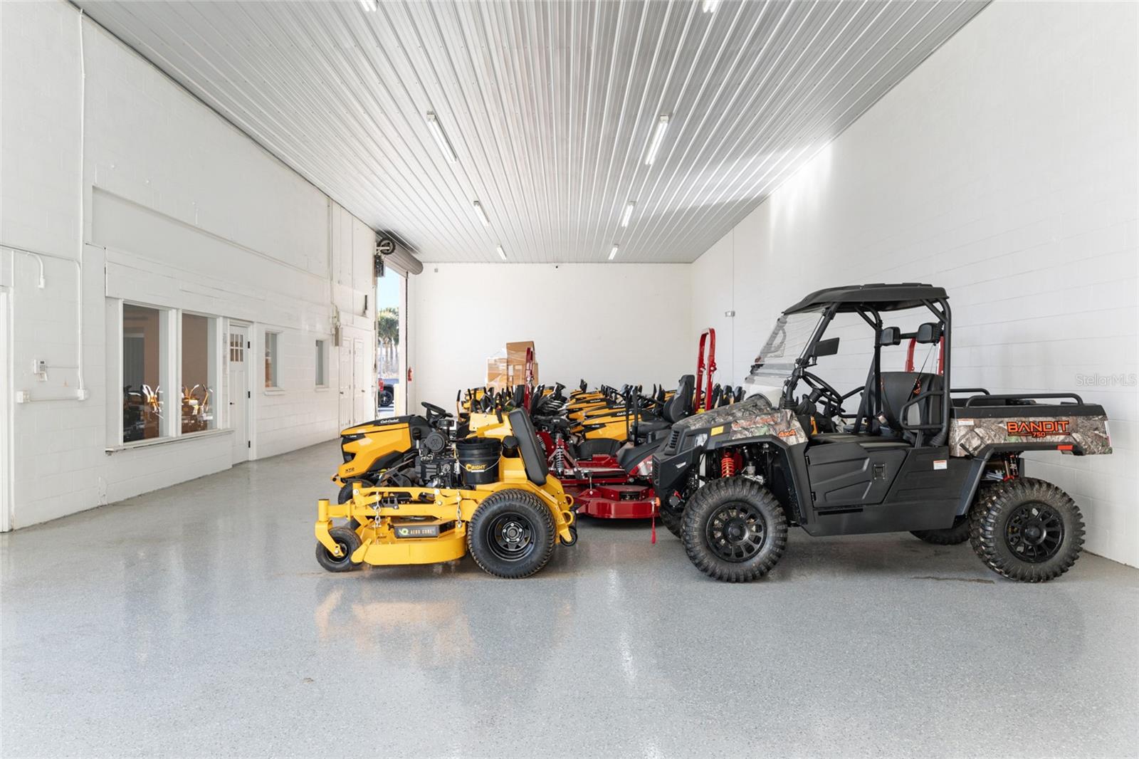 Image 26 of 44 For 818 North Magnolia Ave