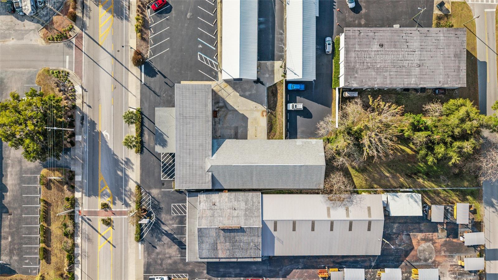 Image 40 of 44 For 818 North Magnolia Ave