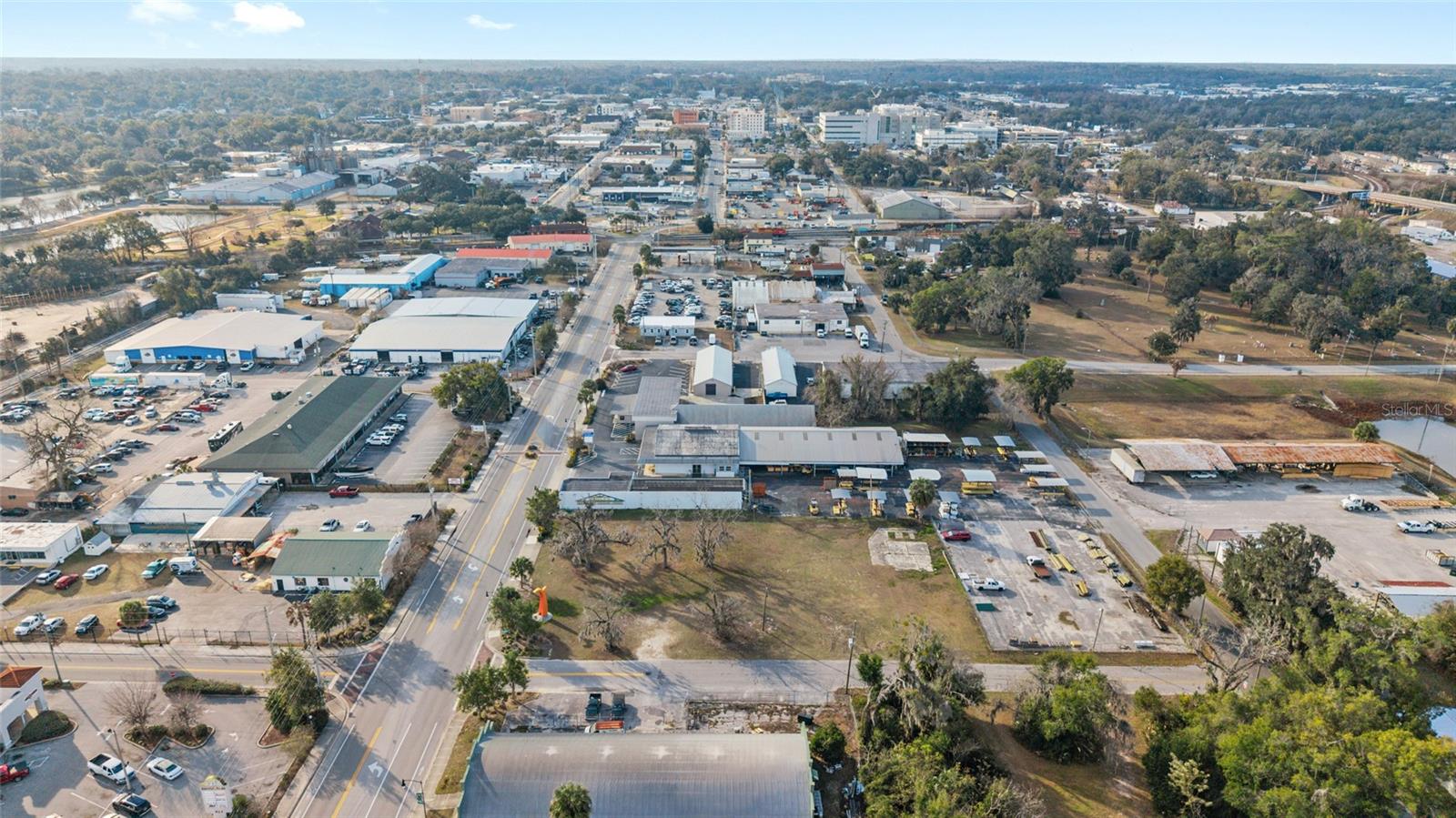 Image 42 of 44 For 818 North Magnolia Ave