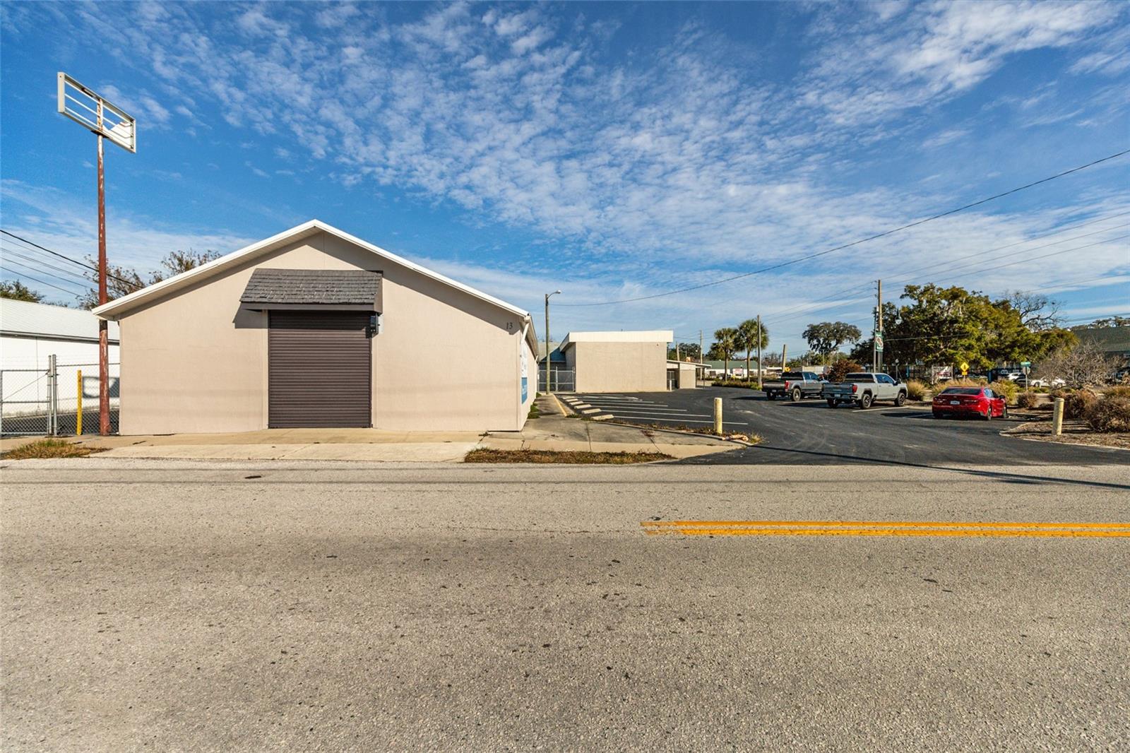 Image 6 of 44 For 818 North Magnolia Ave