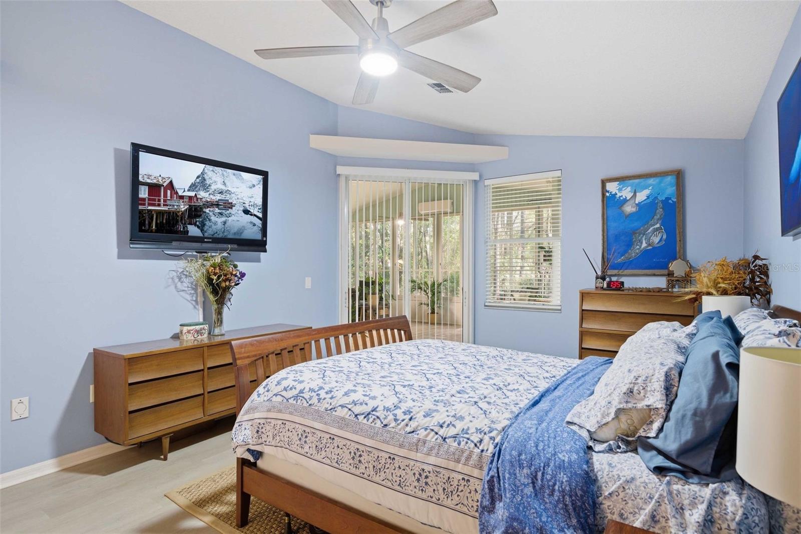 Image 24 of 85 For 9925 203rd Circle