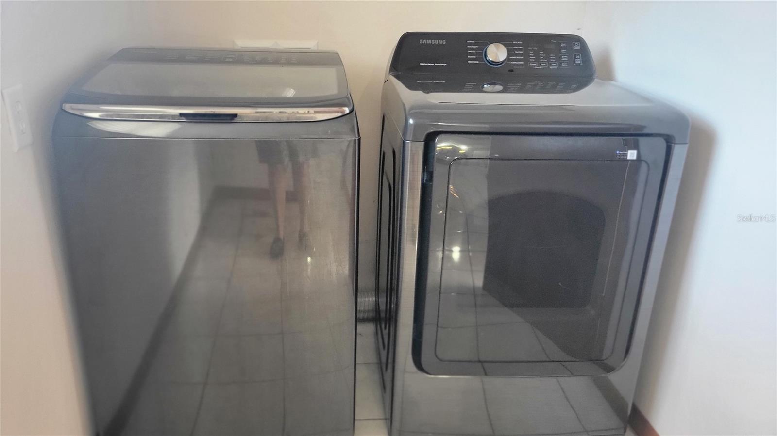 Image 13 of 15 For 11242 79th Avenue