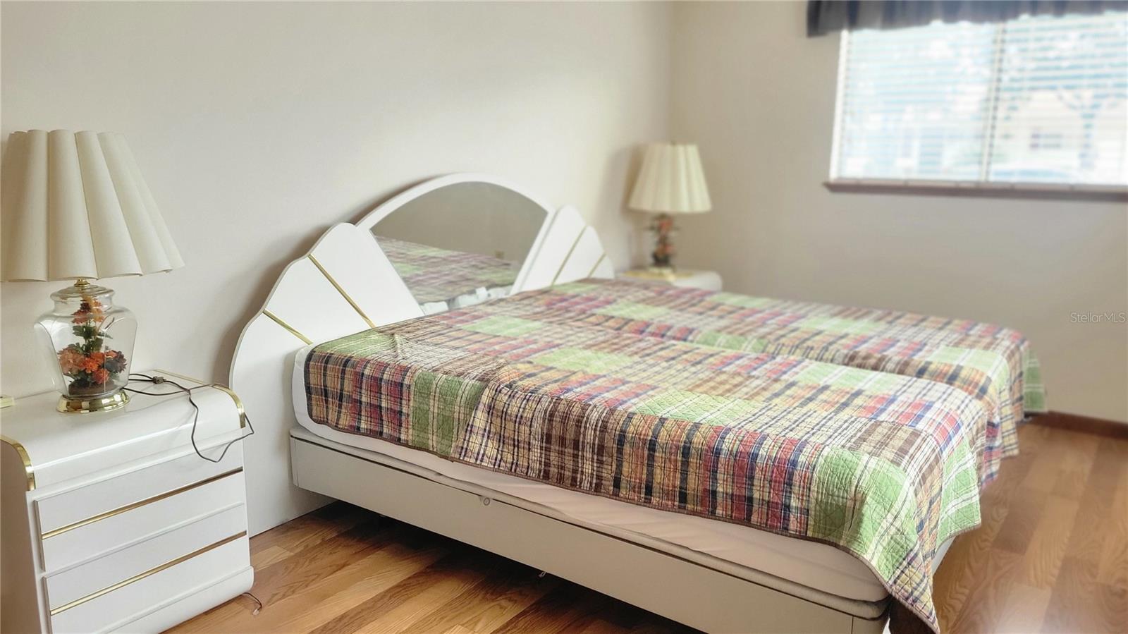 Image 7 of 15 For 11242 79th Avenue