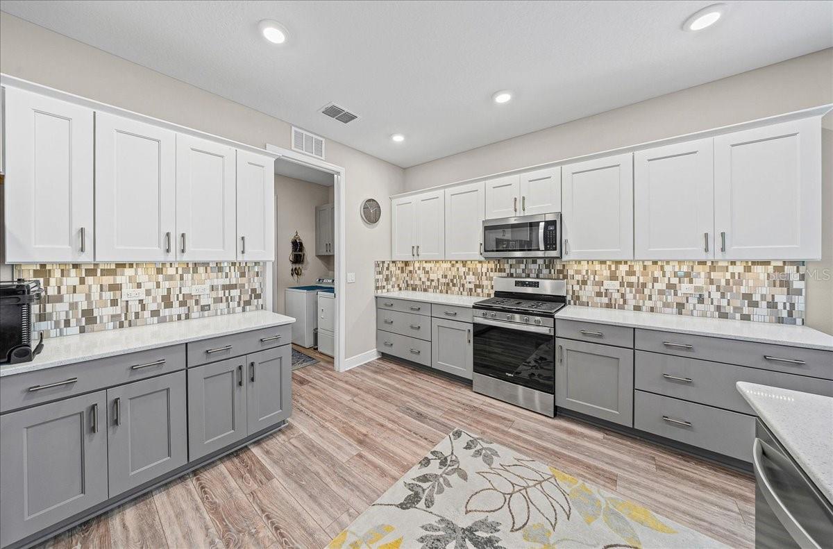 Image 23 of 62 For 10127 97th Lane