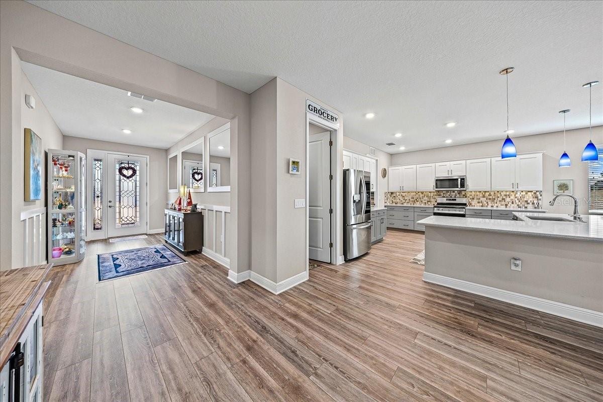 Image 25 of 62 For 10127 97th Lane