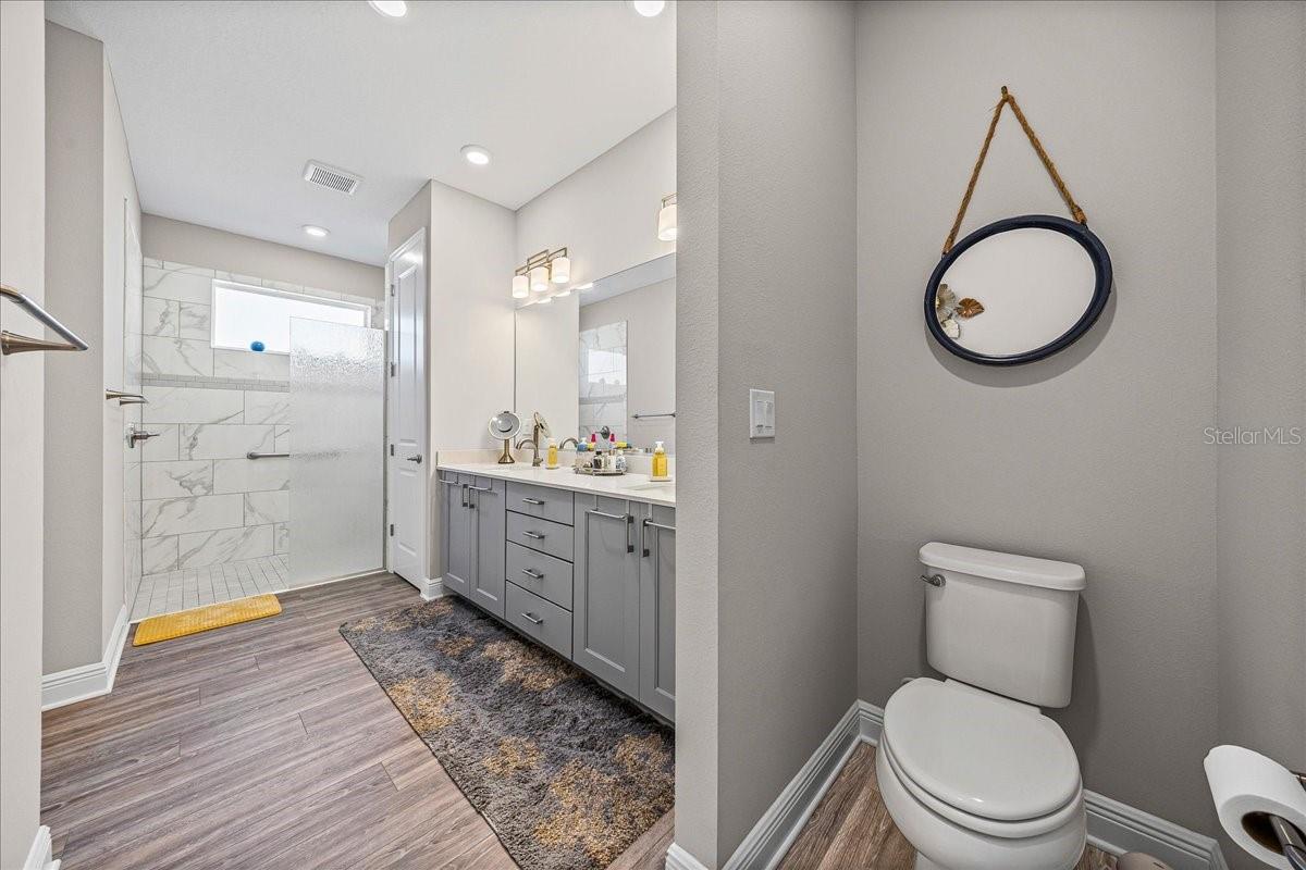 Image 36 of 62 For 10127 97th Lane