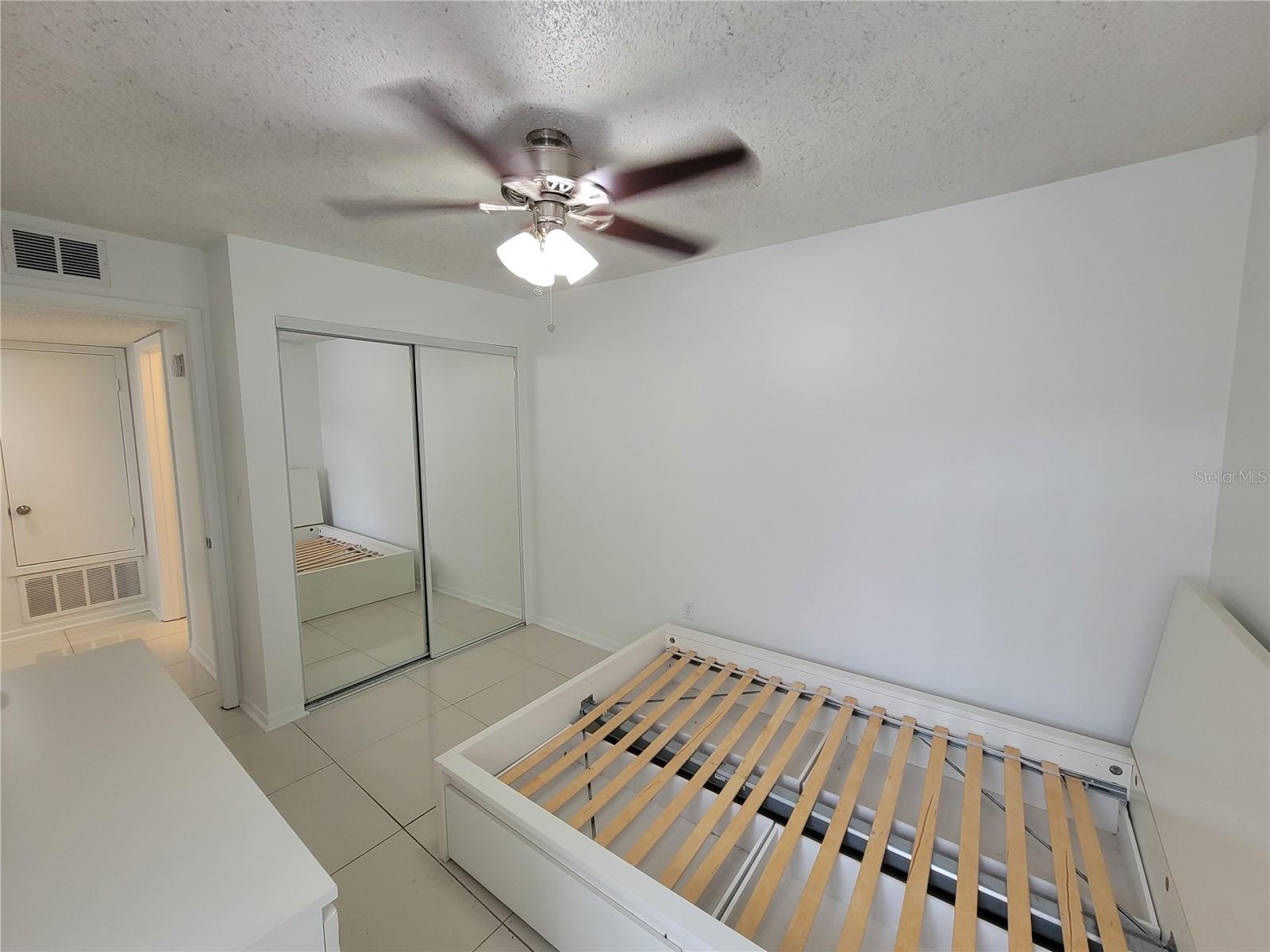 Image 4 of 12 For 2601 Archer Road 302