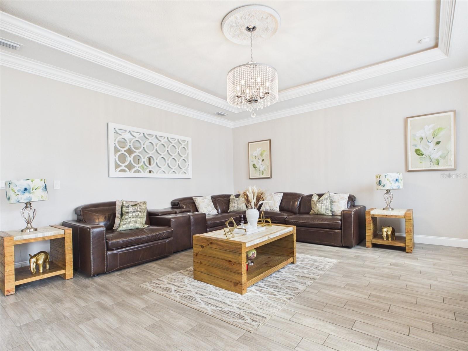 Image 11 of 38 For 4590 99th Street