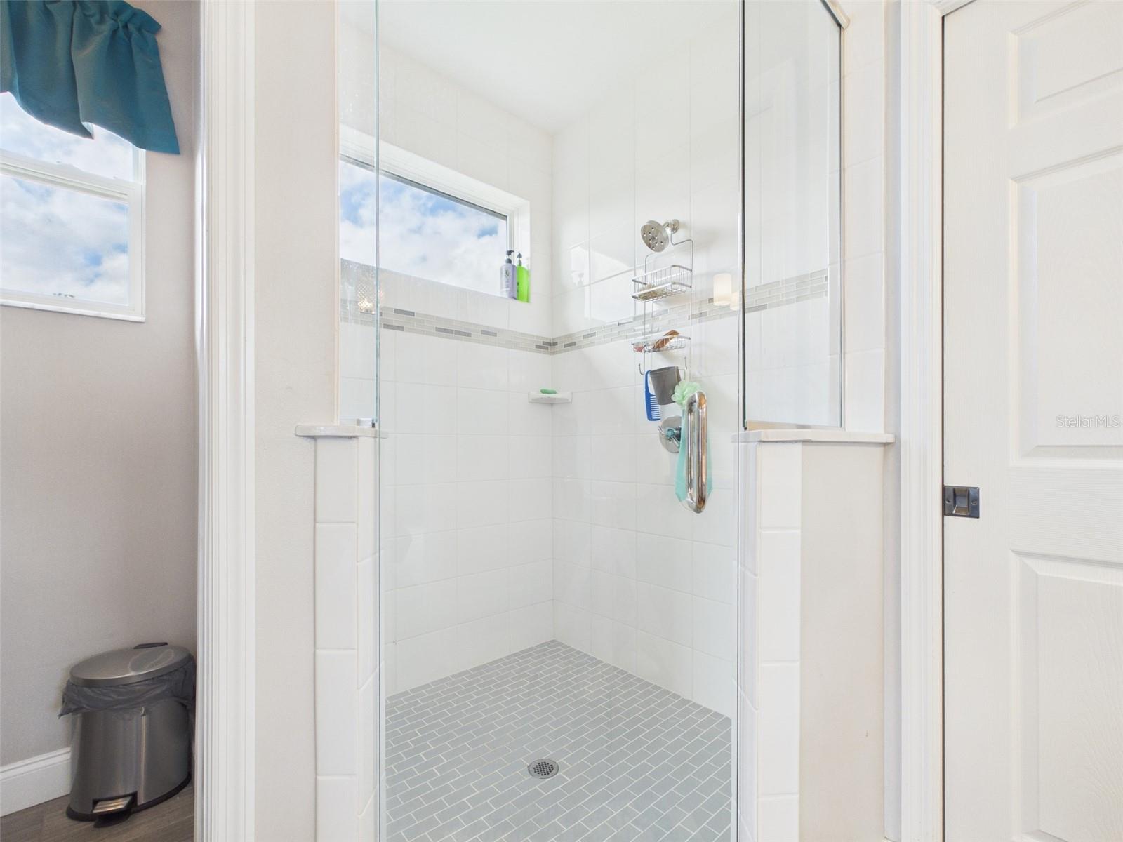 Image 18 of 38 For 4590 99th Street