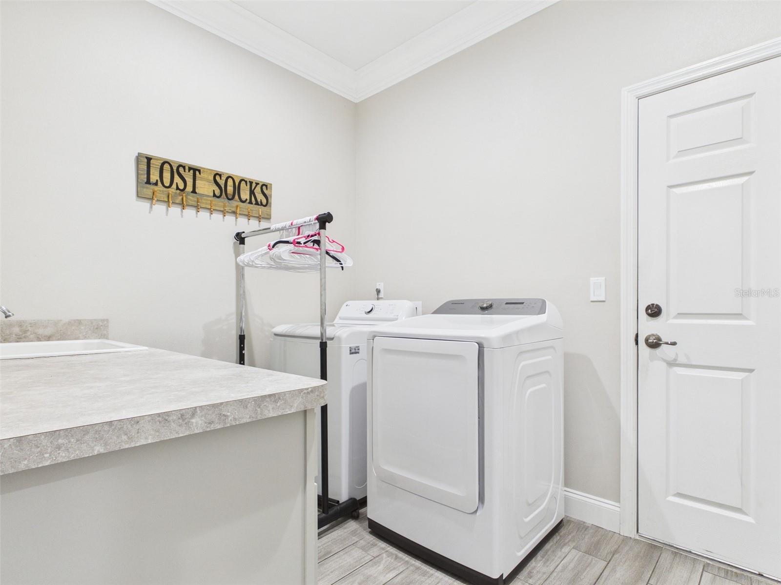 Image 31 of 38 For 4590 99th Street