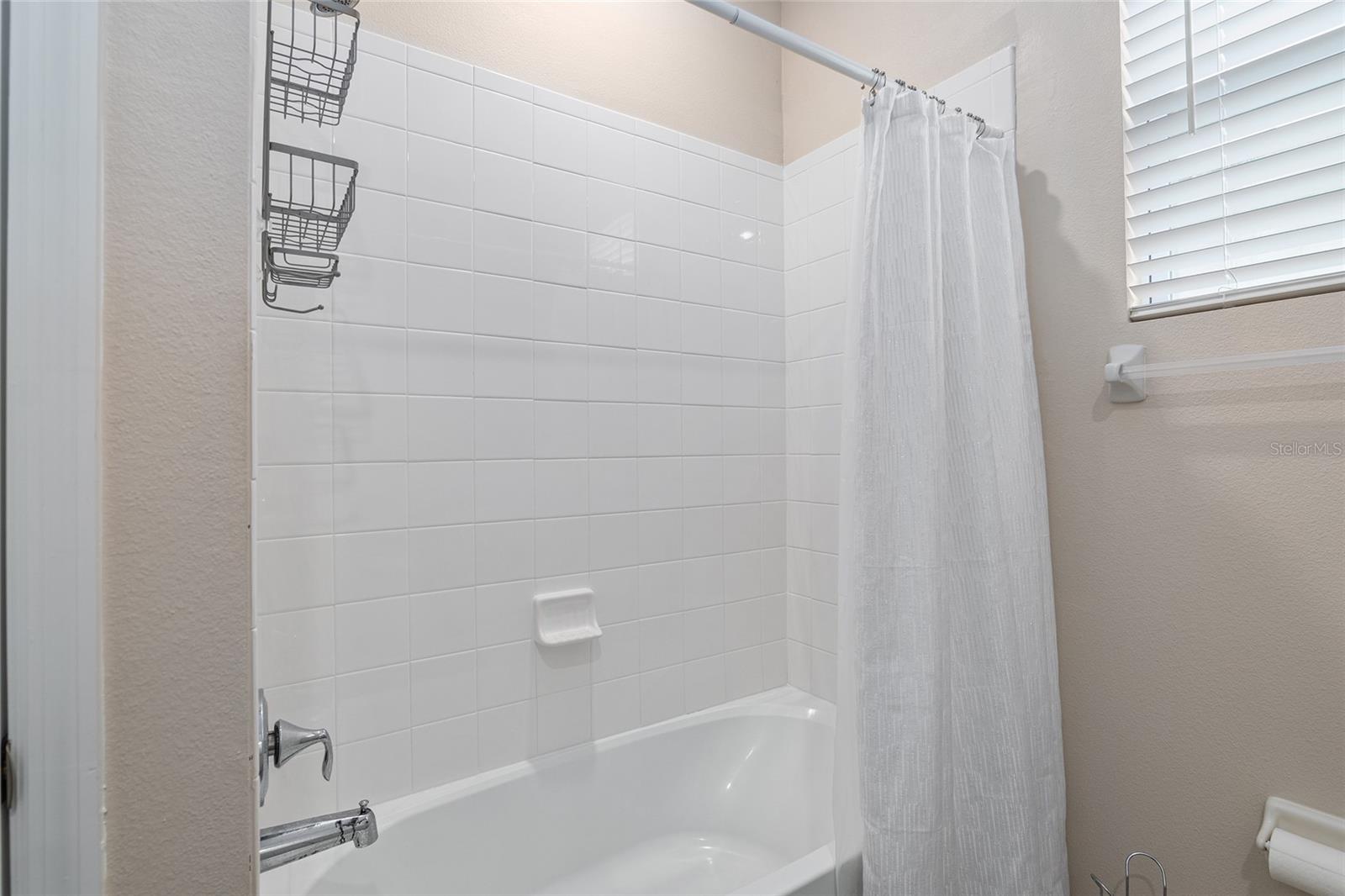 Image 34 of 52 For 5389 48th Place