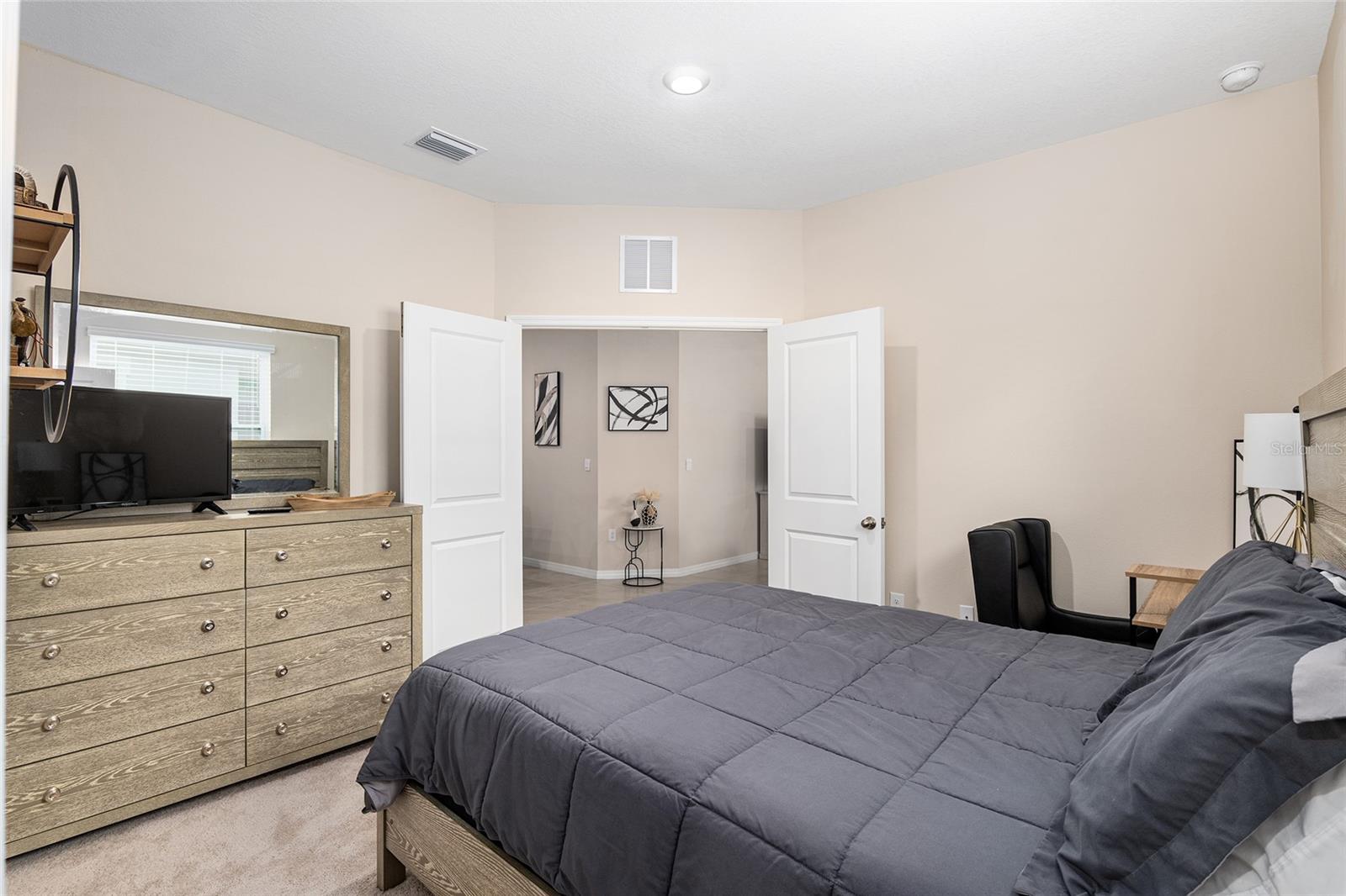 Image 36 of 52 For 5389 48th Place