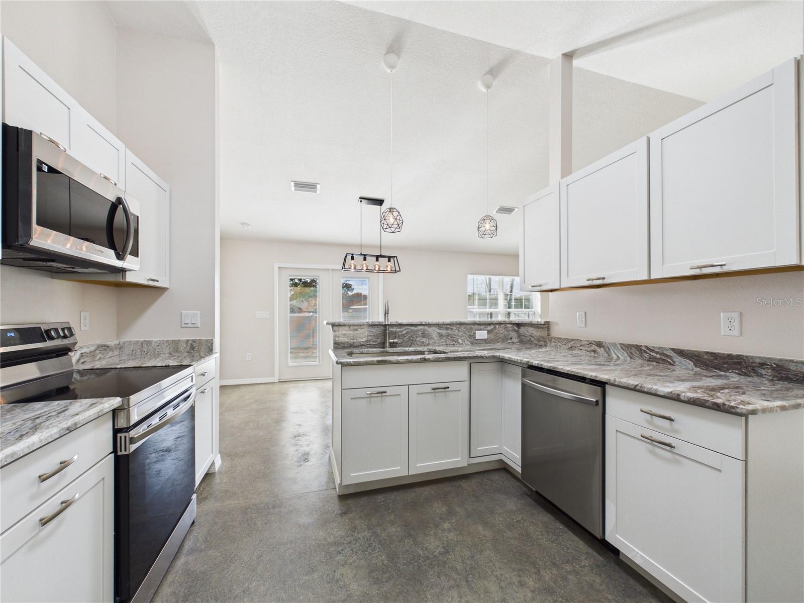 Image 7 of 32 For 24 Pine Course Pass