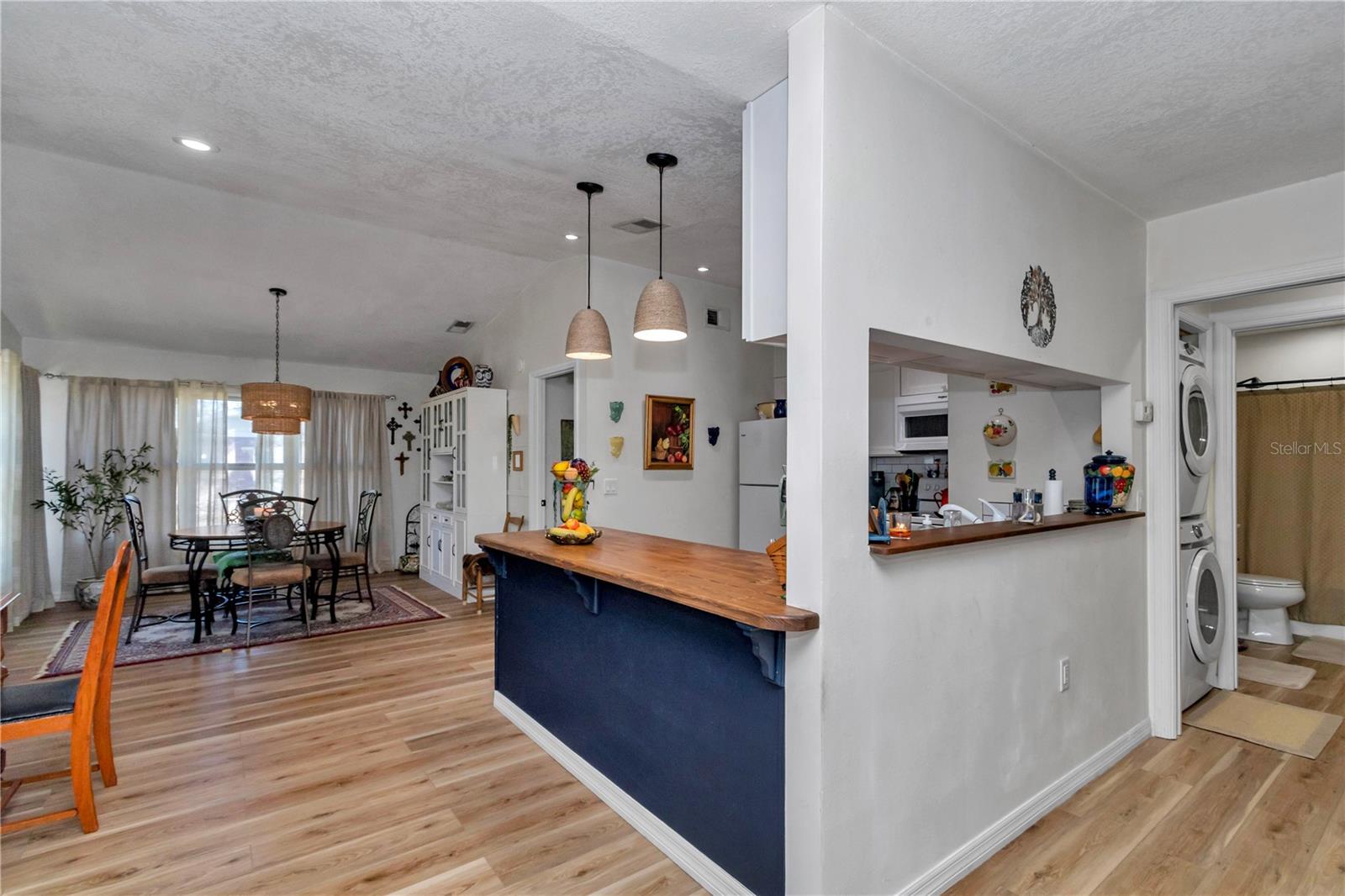 Image 17 of 38 For 715 12th Terrace