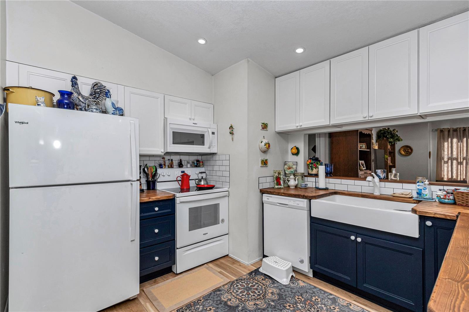 Image 21 of 38 For 715 12th Terrace