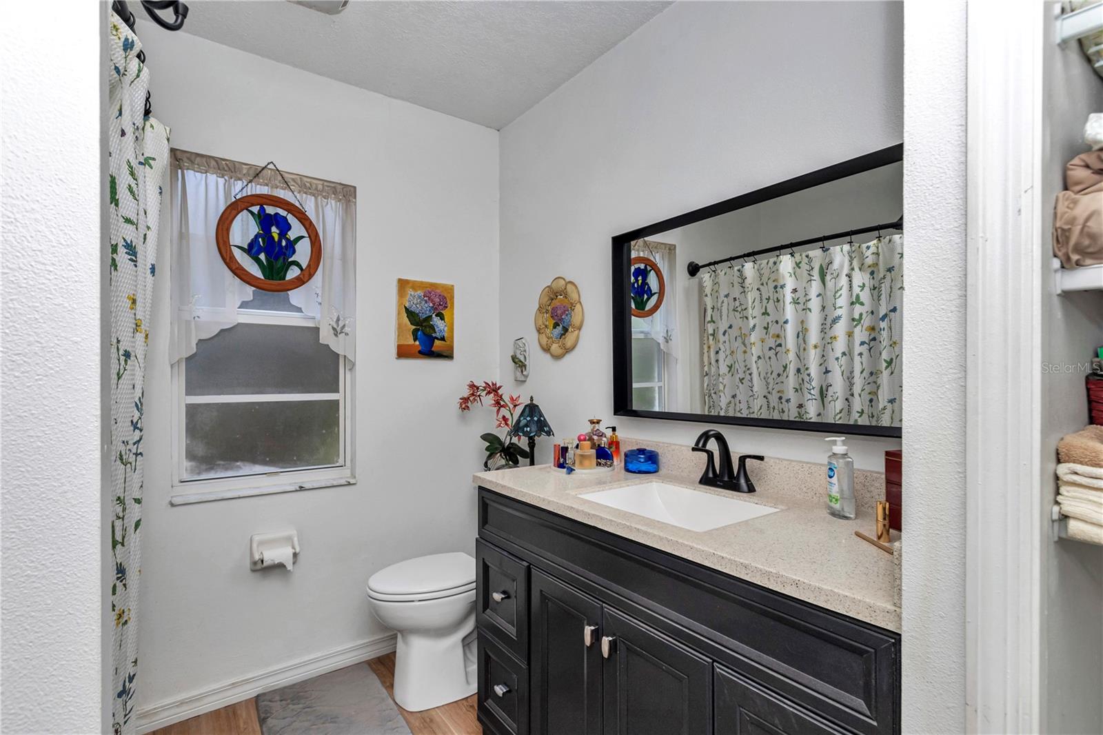 Image 28 of 38 For 715 12th Terrace