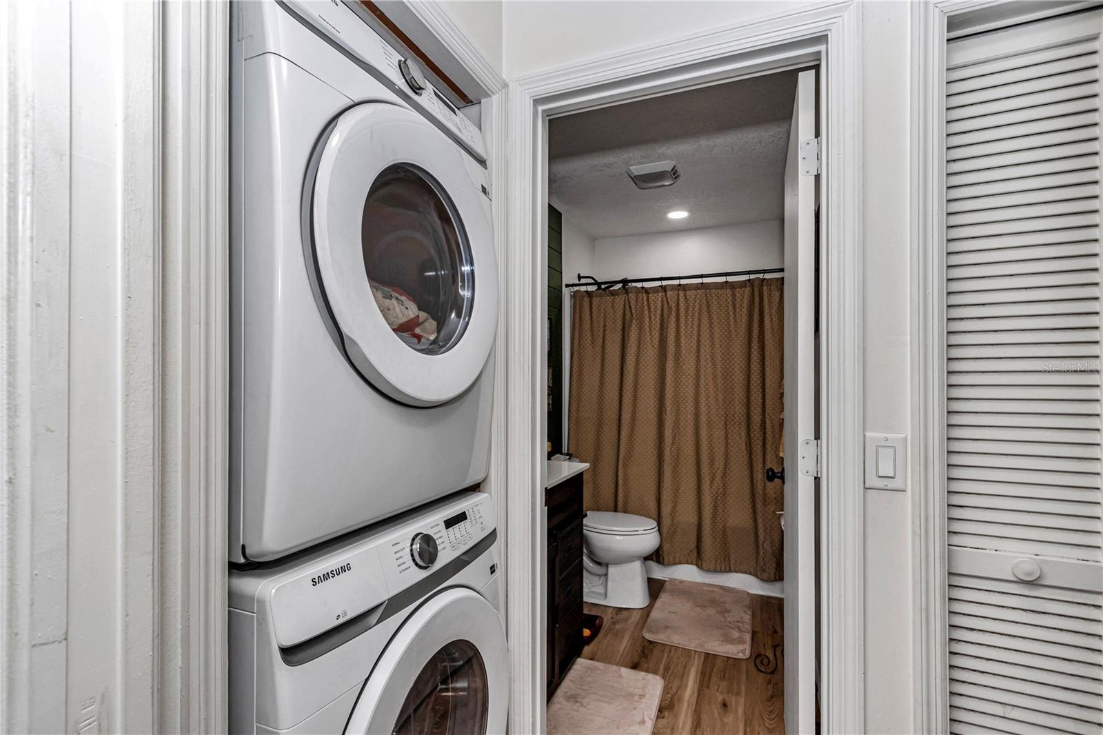 Image 30 of 38 For 715 12th Terrace