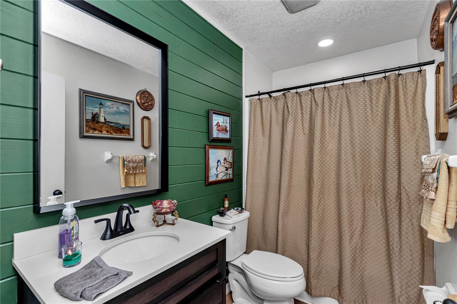 Image 31 of 38 For 715 12th Terrace