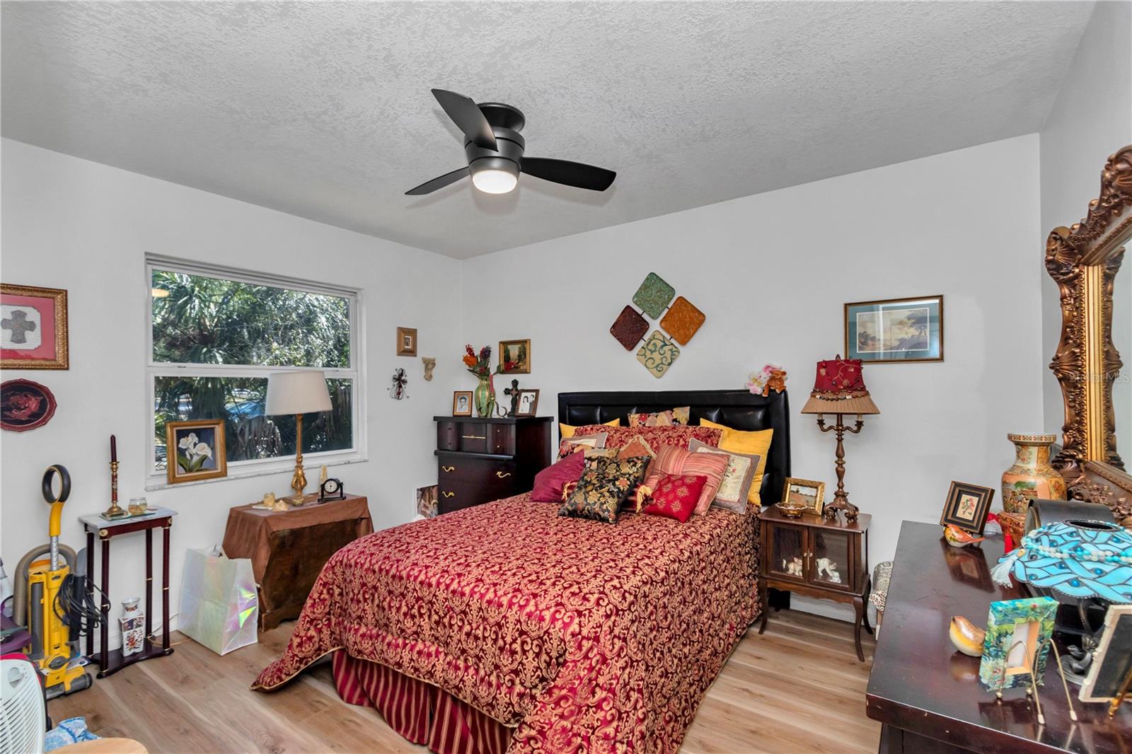 Image 33 of 38 For 715 12th Terrace