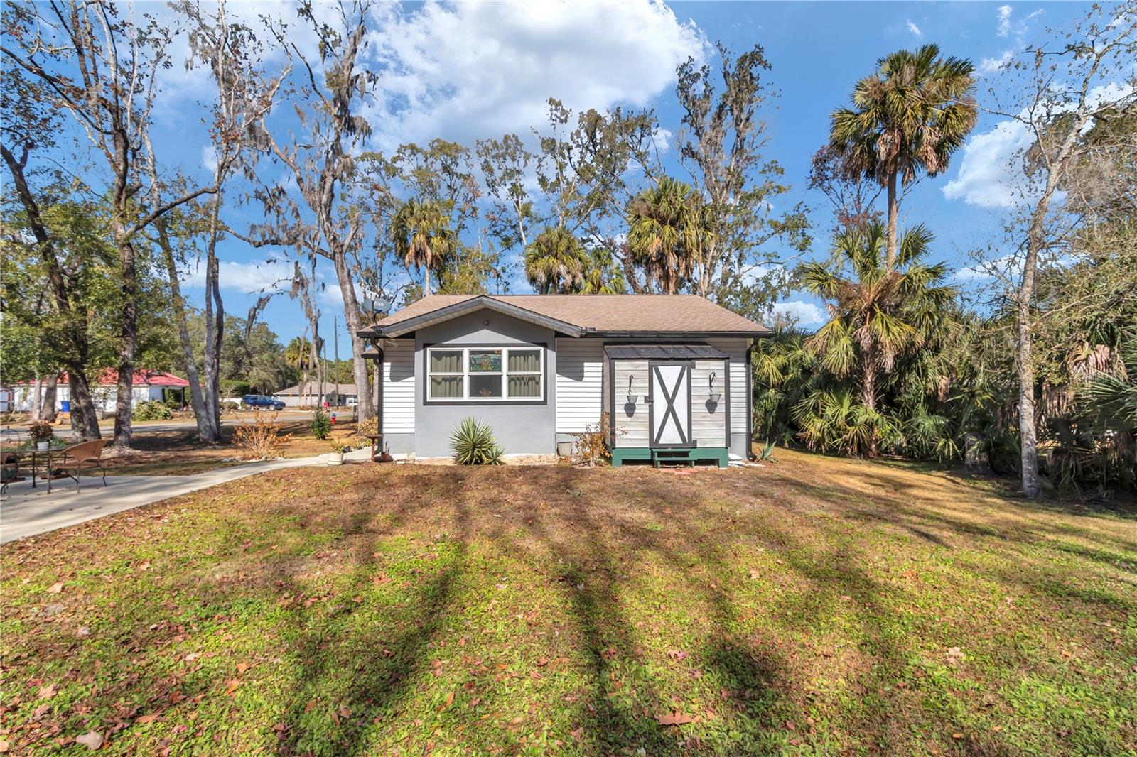 Image 5 of 38 For 715 12th Terrace