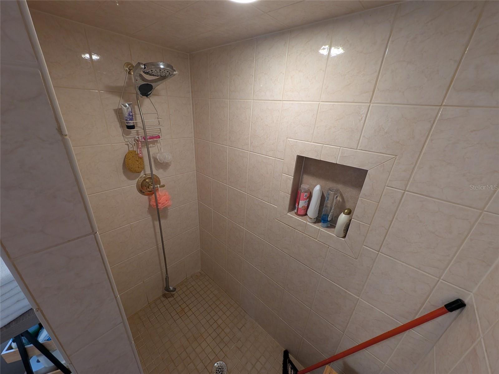 Image 38 of 91 For 14730 61st Street Road