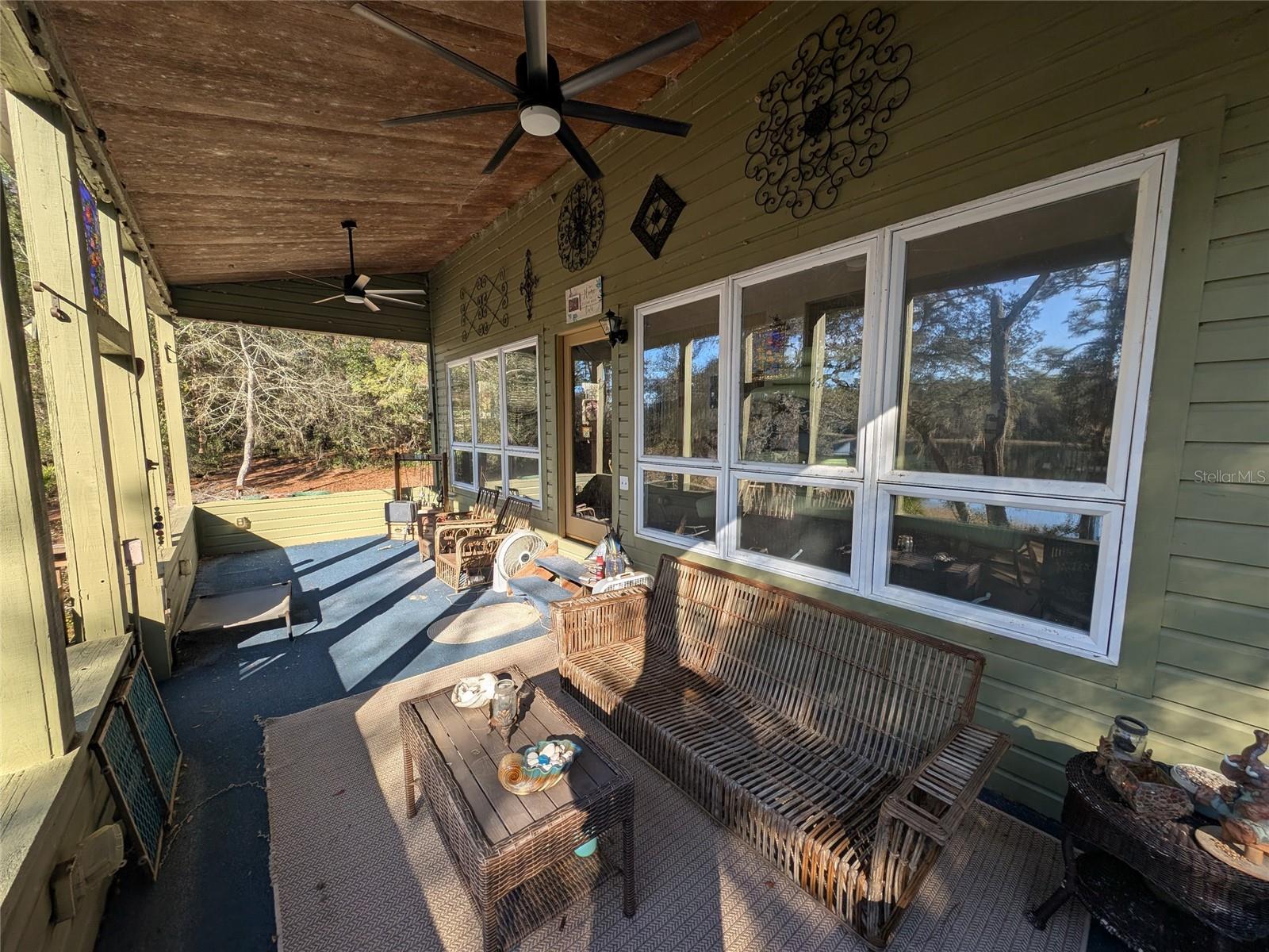 Image 4 of 91 For 14730 61st Street Road